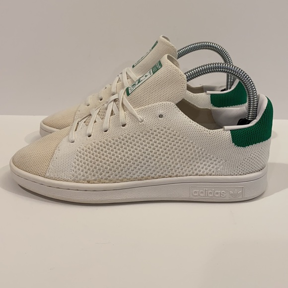Kids Adidas Stan Smith PrimeKnit - Size 5 (women’s 6.5) - Picture 2 of 10